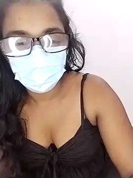 Snapshot of sexybolegirl chatting on March 4, 2026, 6:37 pm sexybolegirl online show from March 4, 2026, 6:37 pm