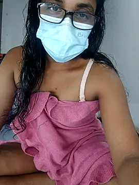 Snapshot of sexybolegirl chatting on October 23, 2025, 6:06 pm sexybolegirl online show from October 23, 2025, 6:06 pm