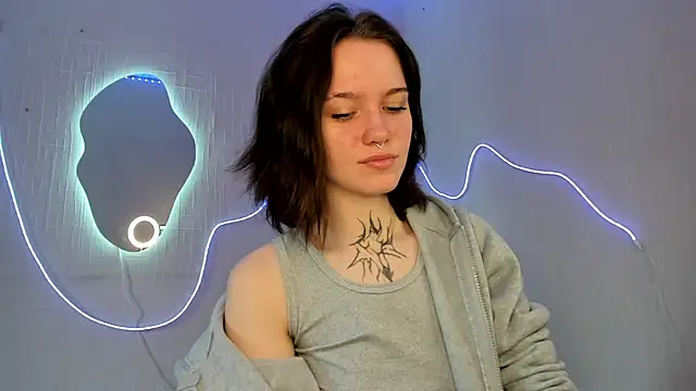 Elastikisss online show from March 8, 2026, 5:11 am