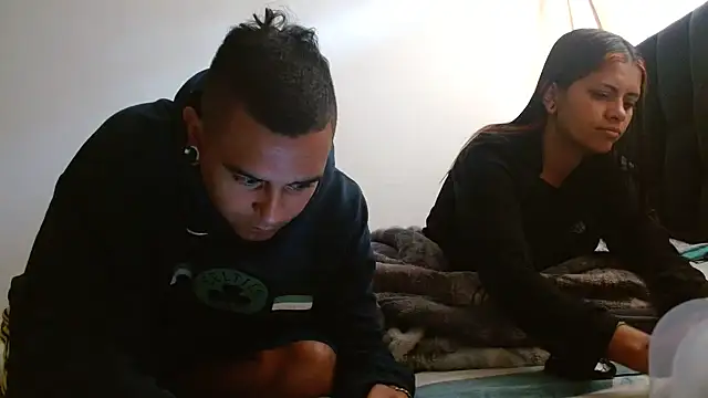 Carlandelli1 online show from October 11, 2025, 11:44 am