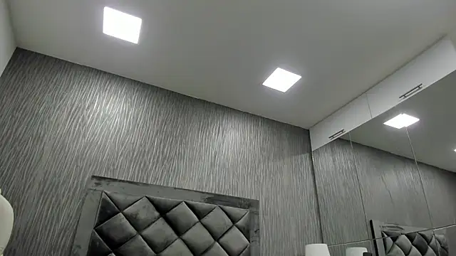 Snapshot of dylan_cross_ chatting on October 12, 2025, 11:22 am dylan cross online show from October 12, 2025, 11:22 am