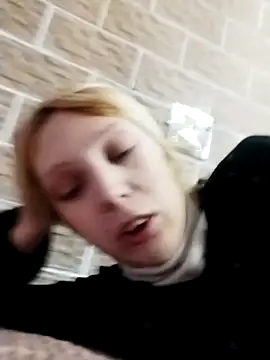 Ponka2011 online show from November 26, 2025, 6:24 am