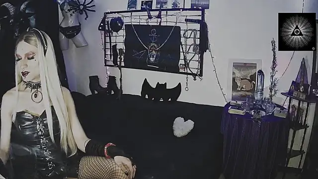 Snapshot of Miss_Agatha666 chatting on October 2, 2025, 6:17 am Miss Agatha666 online show from October 2, 2025, 6:17 am