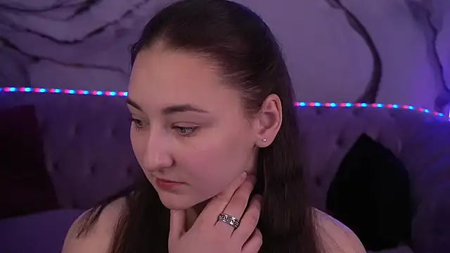 Snapshot of SashaDuvalle chatting on September 27, 2025, 6:41 am SashaDuvalle online show from September 27, 2025, 6:41 am