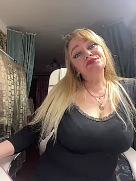 Sweet-blonde online show from March 7, 2026, 10:48 pm