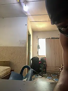 BlackCurvyDickk online show from April 25, 2026, 11:57 am