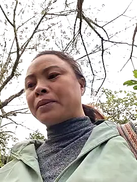 xuxulovezz online show from November 14, 2025, 12:14 am