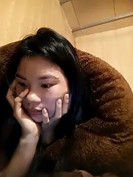 Snapshot of Suny_babyy chatting on December 17, 2025, 11:43 pm Suny babyy online show from December 17, 2025, 11:43 pm