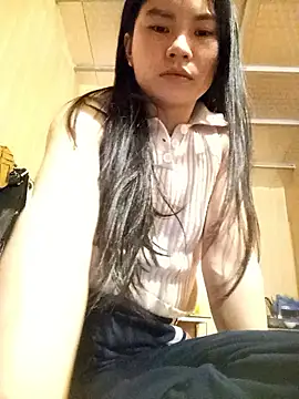 Snapshot of Suny_babyy chatting on December 1, 2025, 4:19 pm Suny babyy online show from December 1, 2025, 4:19 pm