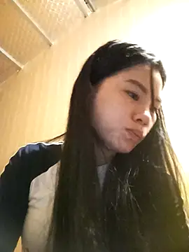 Snapshot of Suny_babyy chatting on November 12, 2025, 2:15 am Suny babyy online show from November 12, 2025, 2:15 am