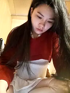 Snapshot of Suny_babyy chatting on December 17, 2025, 5:45 am Suny babyy online show from December 17, 2025, 5:45 am