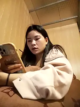 Snapshot of Suny_babyy chatting on December 4, 2025, 1:26 am Suny babyy online show from December 4, 2025, 1:26 am