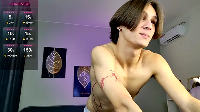 CleoStringer online show from November 23, 2025, 6:34 am