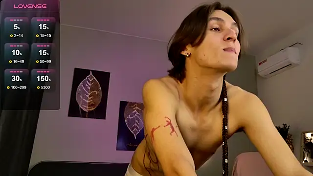 CleoStringer online show from November 14, 2025, 6:17 am