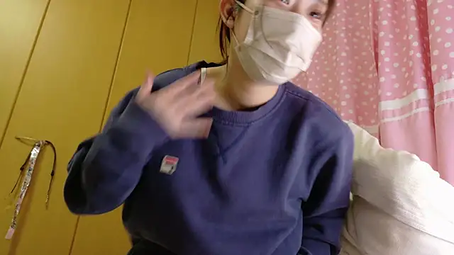 --rino-- online show from April 10, 2026, 4:58 pm