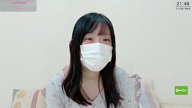 --rino-- online show from November 26, 2025, 12:49 pm