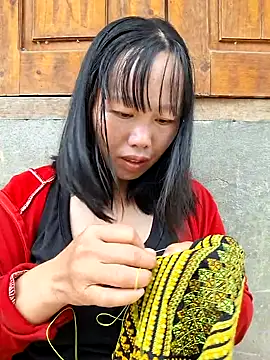 Snapshot of helenzz chatting on September 25, 2025, 1:44 am helenzz online show from September 25, 2025, 1:44 am