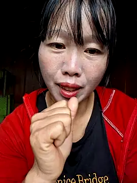 Snapshot of helenzz chatting on October 20, 2025, 1:51 am helenzz online show from October 20, 2025, 1:51 am