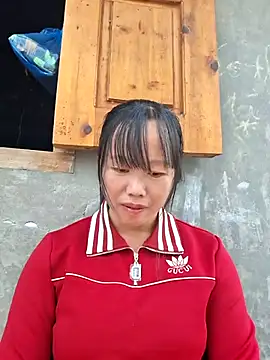 Snapshot of helenzz chatting on October 27, 2025, 6:14 am helenzz online show from October 27, 2025, 6:14 am