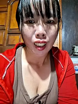 Snapshot of helenzz chatting on October 19, 2025, 1:25 pm helenzz online show from October 19, 2025, 1:25 pm