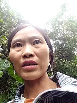 Snapshot of abigail-00 chatting on October 8, 2025, 12:45 am abigail-00 online show from October 8, 2025, 12:45 am