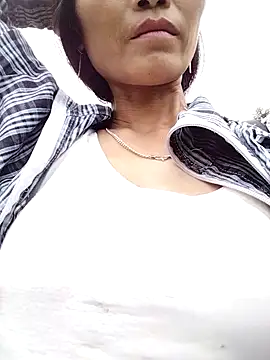 Snapshot of abigail-00 chatting on October 2, 2025, 2:26 am abigail-00 online show from October 2, 2025, 2:26 am