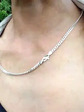 Snapshot of abigail-00 chatting on October 21, 2025, 12:32 am abigail-00 online show from October 21, 2025, 12:32 am