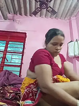 Snapshot of reya743 chatting on December 16, 2025, 9:13 am reya743 online show from December 16, 2025, 9:13 am