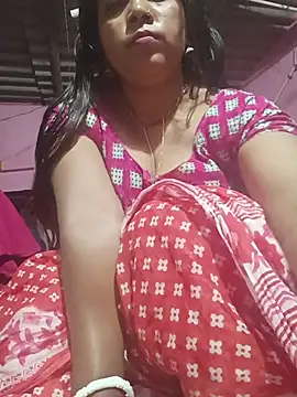 Snapshot of reya743 chatting on February 5, 2026, 11:55 pm reya743 online show from February 5, 2026, 11:55 pm