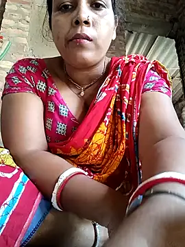 Snapshot of reya743 chatting on November 13, 2025, 5:33 am reya743 online show from November 13, 2025, 5:33 am