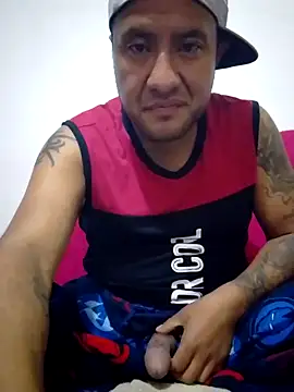 Snapshot of Ruloluna chatting on October 9, 2025, 7:09 am Ruloluna online show from October 9, 2025, 7:09 am