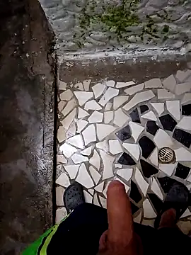 Snapshot of SALCEDO_041198 chatting on October 19, 2025, 2:09 pm SALCEDO 041198 online show from October 19, 2025, 2:09 pm