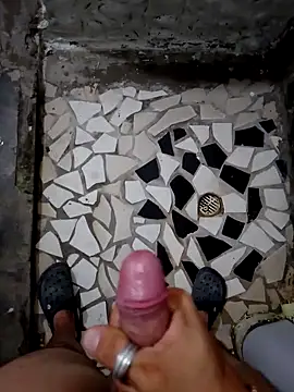 Snapshot of SALCEDO_041198 chatting on September 28, 2025, 10:11 am SALCEDO 041198 online show from September 28, 2025, 10:11 am