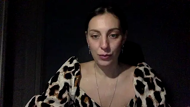 Snapshot of Myronell chatting on October 27, 2025, 6:42 pm Myronell online show from October 27, 2025, 6:42 pm