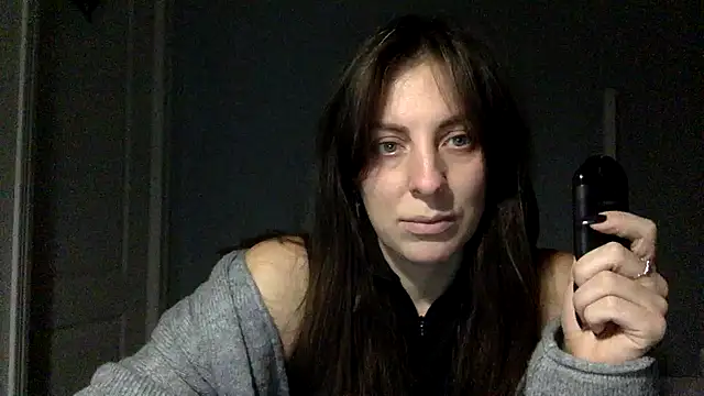 Snapshot of Myronell chatting on November 6, 2025, 4:55 pm Myronell online show from November 6, 2025, 4:55 pm