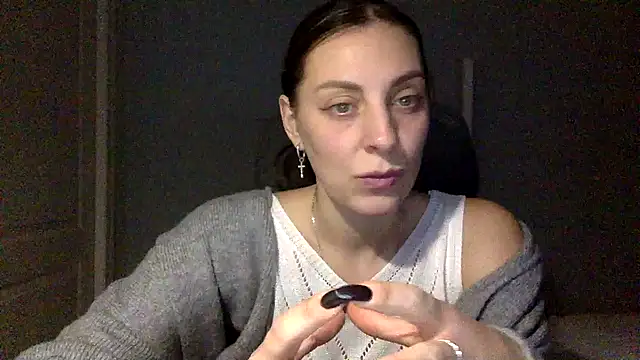 Snapshot of Myronell chatting on November 11, 2025, 5:08 pm Myronell online show from November 11, 2025, 5:08 pm