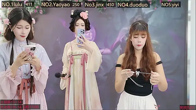 DogdogSM online show from November 8, 2025, 3:10 am