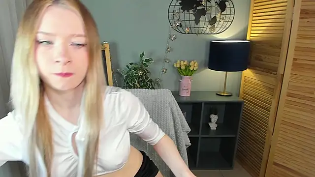 elliupp online show from May 27, 2026, 5:09 pm