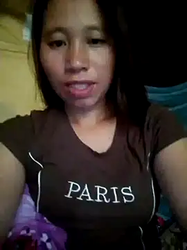 Snapshot of ruby-00 chatting on October 3, 2025, 2:26 am ruby-00 online show from October 3, 2025, 2:26 am