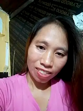 Snapshot of ruby-00 chatting on October 12, 2025, 3:13 pm ruby-00 online show from October 12, 2025, 3:13 pm