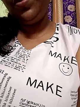 Snapshot of sowji_telugammai chatting on March 2, 2026, 5:09 pm sowji telugammai online show from March 2, 2026, 5:09 pm