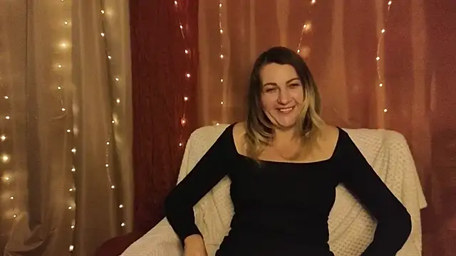 silvaraNoir online show from September 23, 2025, 3:08 pm