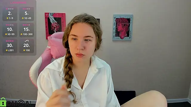 Snapshot of Elsie_Cutties chatting on October 18, 2025, 12:56 am Elsie Cutties online show from October 18, 2025, 12:56 am