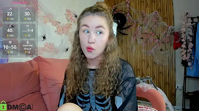 Snapshot of Elsie_Cutties chatting on October 16, 2025, 12:41 am Elsie Cutties online show from October 16, 2025, 12:41 am