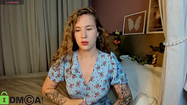 Snapshot of Elsie_Cutties chatting on September 26, 2025, 12:06 am Elsie Cutties online show from September 26, 2025, 12:06 am