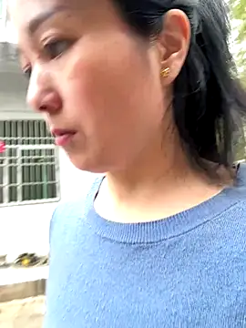 Snapshot of aoyo66 chatting on November 1, 2025, 12:06 am aoyo66 online show from November 1, 2025, 12:06 am