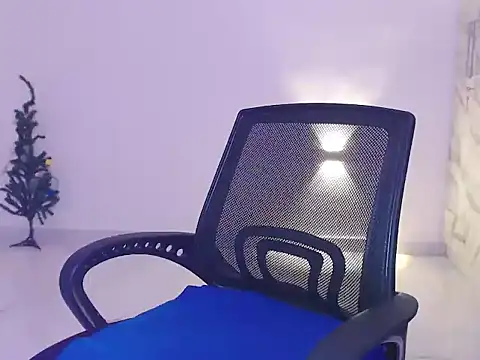 Snapshot of Black_Majik_Women chatting on October 22, 2025, 12:59 pm Black Majik Women online show from October 22, 2025, 12:59 pm