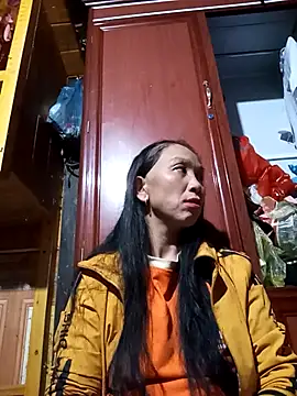 vtmbae online show from November 12, 2025, 2:15 am