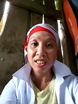 Snapshot of vtmbae chatting on September 29, 2025, 9:27 am vtmbae online show from September 29, 2025, 9:27 am