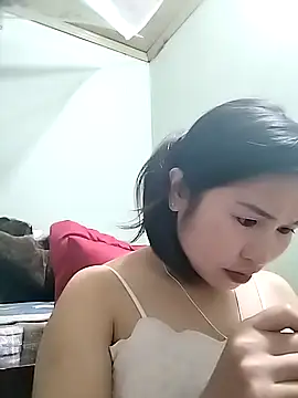 Snapshot of Mai4568 chatting on October 25, 2025, 1:12 pm Mai4568 online show from October 25, 2025, 1:12 pm